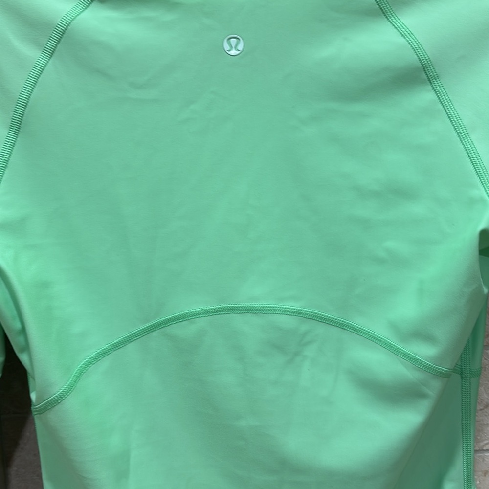 Lululemon Long Sleeve Sun Shirt Size 8 - Picture 6 of 8